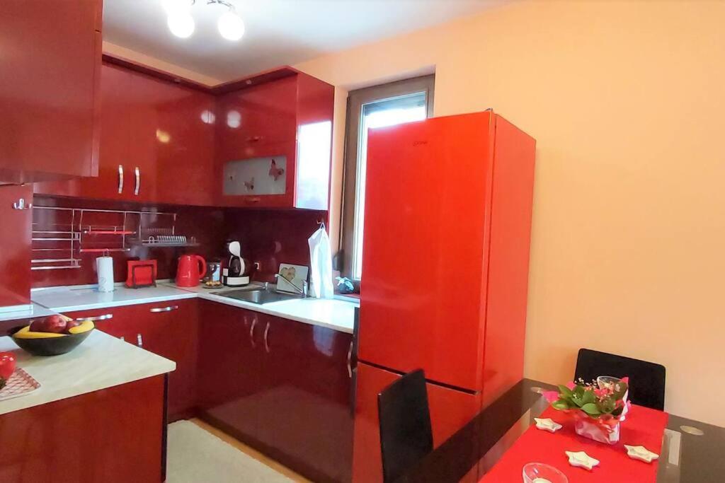 Mia's Apartment, Stylish One Bedroom דירה